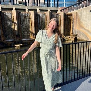 Meet your Posher, Ada